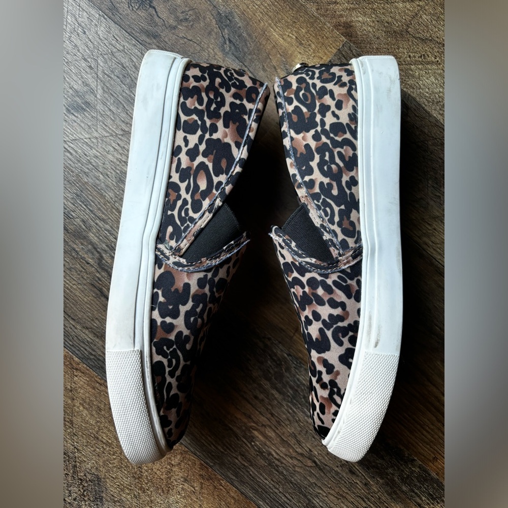 Steve Madden Brown Black Cheetah Print Slip On Tennis Shoes - Picture 5 of 8